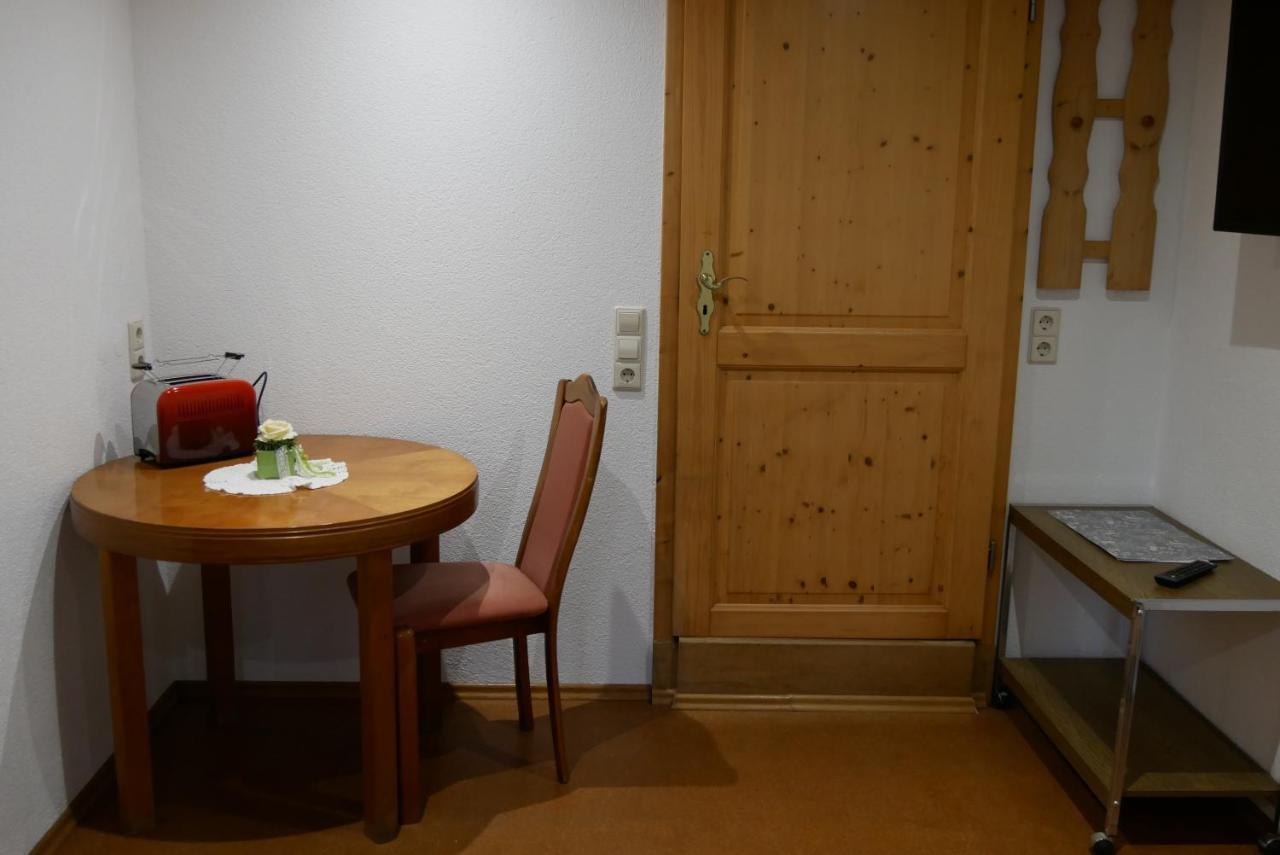 Ferienzimmer Niederstetten Exterior foto